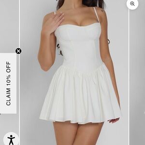 Chic White Bustier Mini Dress